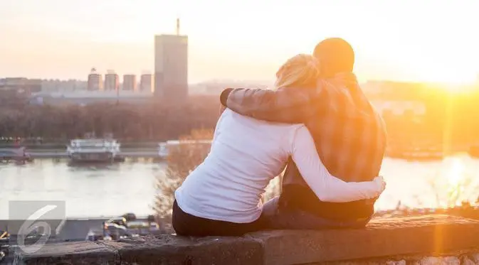 Ingin tahu cara mempertahankan sebuah hubungan asmara dari perselingkuhan? Simak di sini. (Foto: iStockphoto)