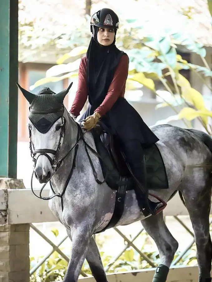 Shireen Sungkar dan kuda baru