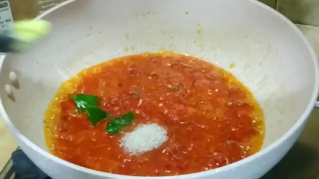 Tanpa Direndam Air Jeruk Nipis, Begini Cara Masak Cumi Balado Agar Awet dan Tidak Bau