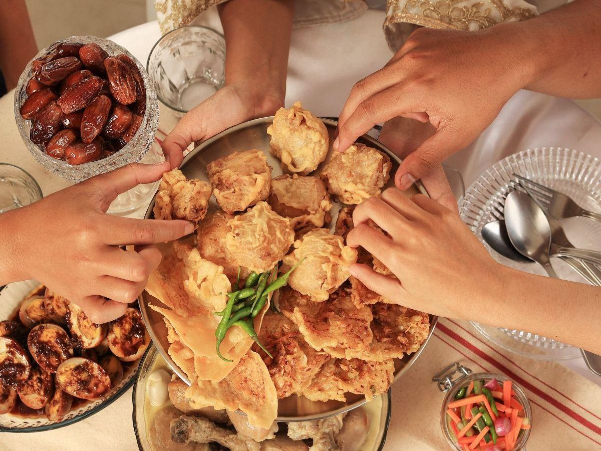 Adab Makan dalam Islam