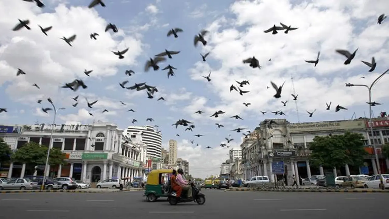 Connaught Place, salah satu bangunan ikonik di New Delhi, India. (Reuters)
