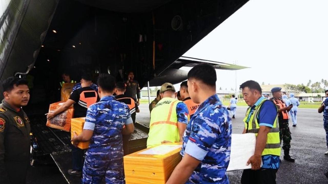 Lanud RSA Natuna Kirim 6,5 Ton Bantuan Bencana Sumatera, Wujud Sinergi Kemanusiaan