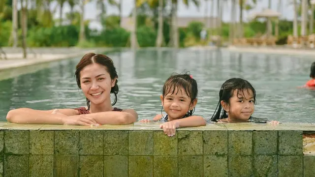 [Fimela] Surya Insomnia dan Tyara Renata