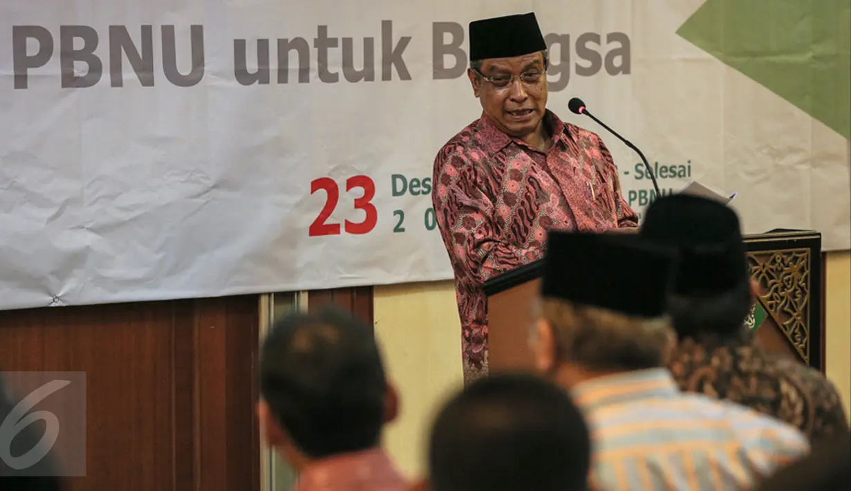 Ketua Umum PBNU, Said Aqil Siradj memberikan paparan refleksi akhir tahun NU di Jakarta, Rabu (23/12/2015). NU mengkritisi krisis kepemimpinan, instabiltas politik, dan melemahnya toleransi dalam beragama. (Liputan6.com/Faizal Fanani)