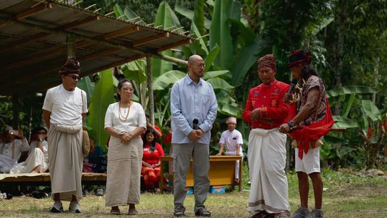 Pandji Pragiwaksono Jalani Sidang Adat Toraja, Jadi Ruang Pemulihan Atas Polemik Materi Stand Up