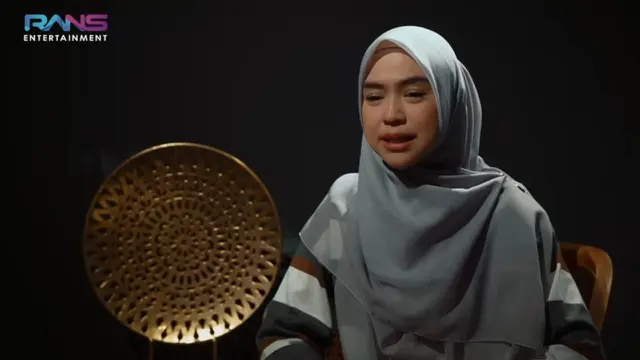 Ria Ricis menyerahkan takdir pernikahan pada Tuhan. [Dok. Screenshoot YT Rans Enterntainment]