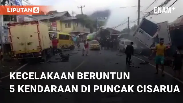Kecelakaan beruntun melibatkan 5 kendaraan terjadi di Puncak Cisarua, Bogor, Selasa (23/1). Kendaraan yang terlibat adalah truk boks, angkot biru, Suzuki XL7, angkot kuning, serta mobil boks kecil
