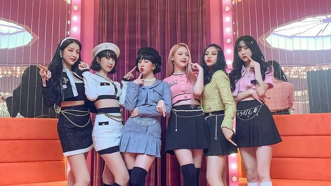 Resmi Bubar, Ini Rahasia Perawatan Kulit Member ex-GFRIEND Agar Selalu Bercahaya di Atas Panggung