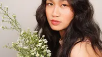 Muthia Nadhira Hidupkan Lagu Simpan Saja yang Sempat Dipopulerkan Ecoutez dalam Balutan Jazz Kekinian
