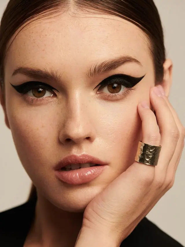 Inglot One Move Liquid Eyeliner Eyeliner