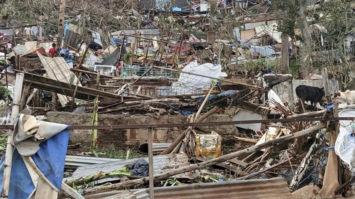 Mayotte Porak-poranda Pasca Hantaman Topan Chido, Warga: Rasanya Seperti Habis Perang Nuklir