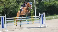 Adi Mustopo Juara World Jumping Challenge Indonesia