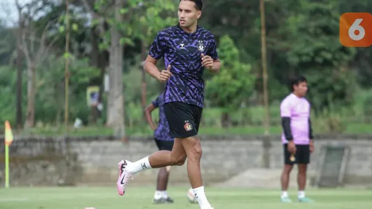 Cerita Ezra Walian Ungkap Alasan Meninggalkan Persib Bandung dan Memilih Bergabung ke Persik Kediri
