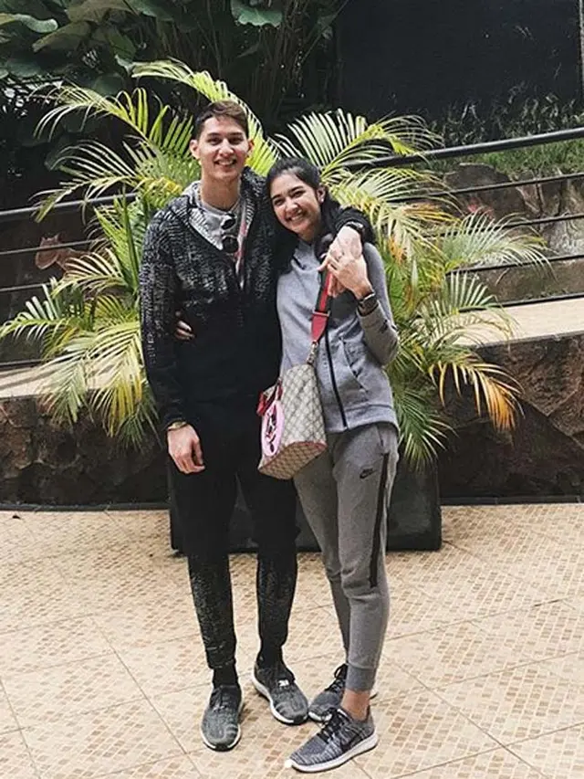[Bintang] Mikha Tambayong dan Daniel Wenas