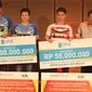 Tontowi Ahmad, Liliyana Natsir, dan Kevin Sanjaya Sukamuljo, mendapat bonus dari Djarum Foundation, Rabu (11/7/2018), sebagai apresiasi setelah menjuarai Indonesia Open 2018.