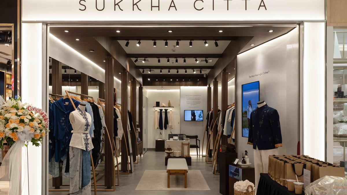 Sukkha Citta Boyong Slow Fashion dari Ladang Kapas ke Plaza Indonesia