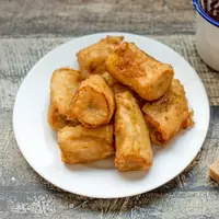 Ilustrasi pisang goreng/copyright shutterstock.com/Aris Setya