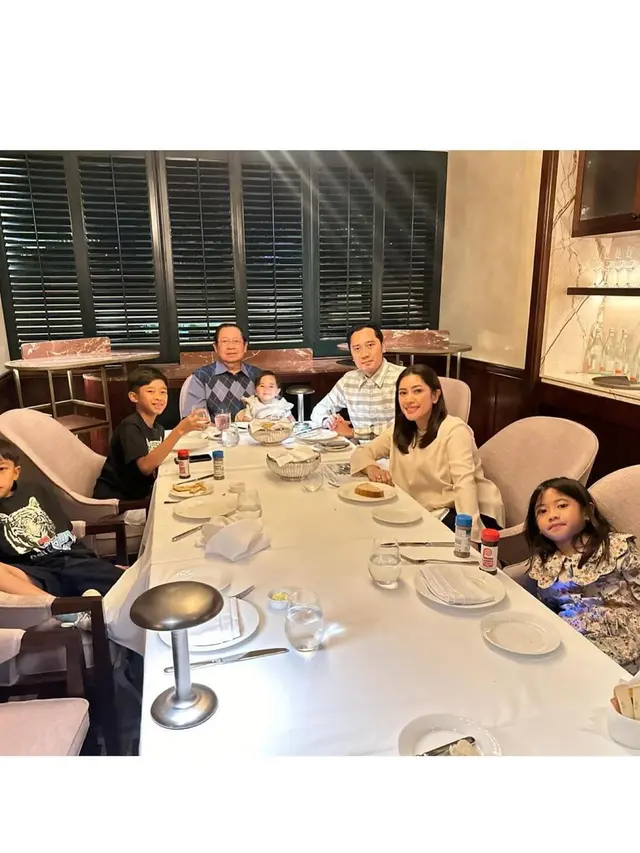 Potret Siti Ruby Aliya Mantu Presiden ke-6 Susilo Bambang Yudhoyono Abadikan Momen Tanggal Kabisat