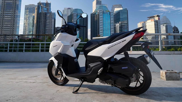 Standar Samping Honda Vario