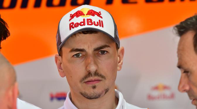 Image result for MotoGP: Kecelakaan Lagi, Lorenzo Lega tak Cedera Parah