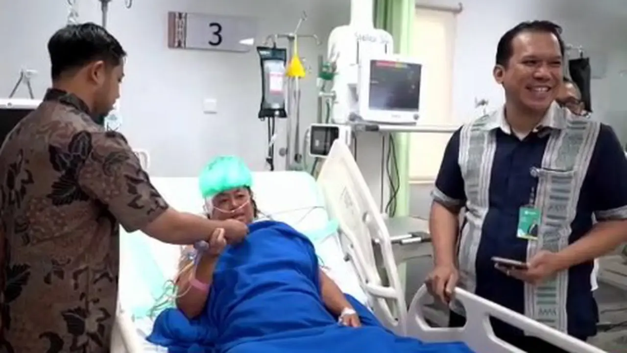 Pasien aneurisma asal NTT usai menjalani operasi coiling di RSUP Ben Mboi Kupang. (Dok Kemenkes RI)