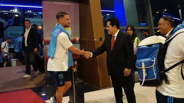 Ketum PSSI Erick Thohir Sambut Langsung Kedatangan Argentina