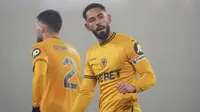 Pemain Wolves, Matheus Cunha merayakan golnya dari sepak pojok ke gawang Manchester United pada laga lanjutan Liga Inggris 2024/2025 yang berlangsung di Molineux Stadium, Wolverhampton, Inggris, Jumat (27/12/2024) WIB. (AP Photo/PA/David Davies)