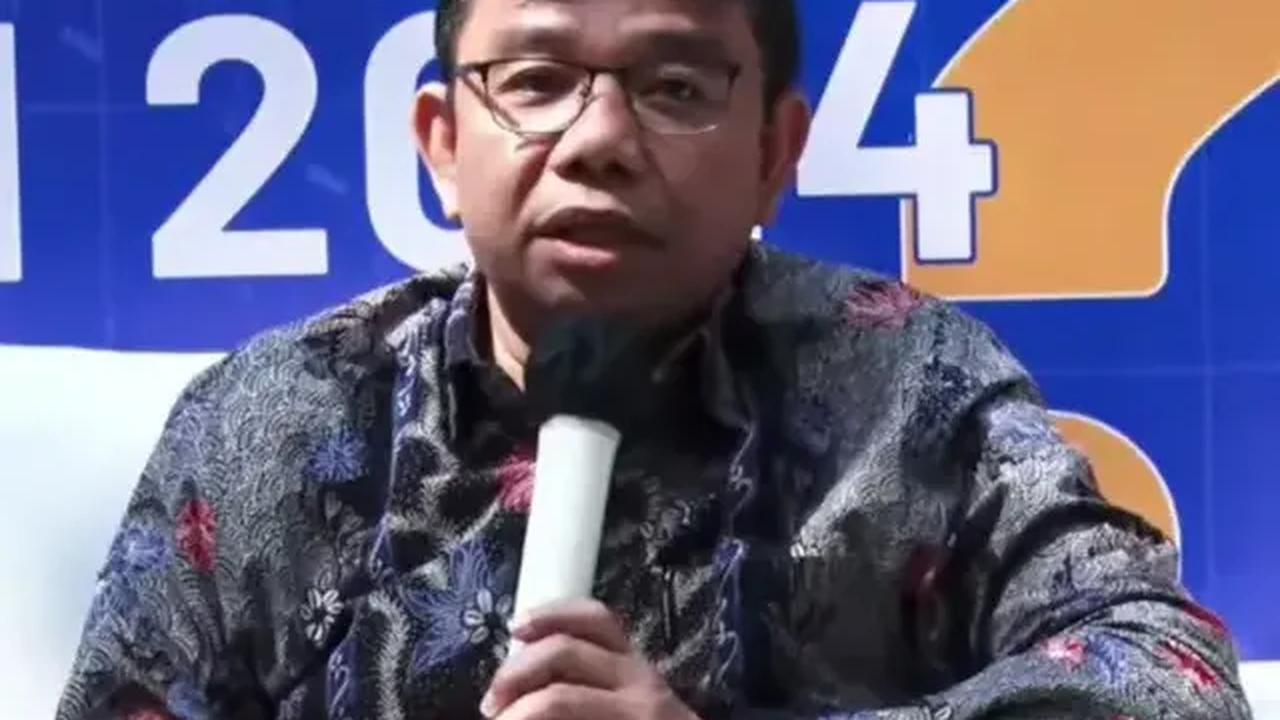 "Sembari menunggu implementasi karena kan sekarang tahap development, saat ini juga secara paralel kita menyiapkan berbagai hal lainnya , misalnya training juga kita lakukan," kata Yon.