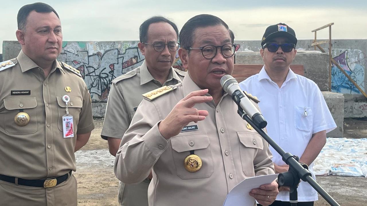 Penanganan Rob Jadi Prioritas, Pramono Minta Pembangunan Tanggul Pantai di Pesisir Jakarta Dilanjutkan