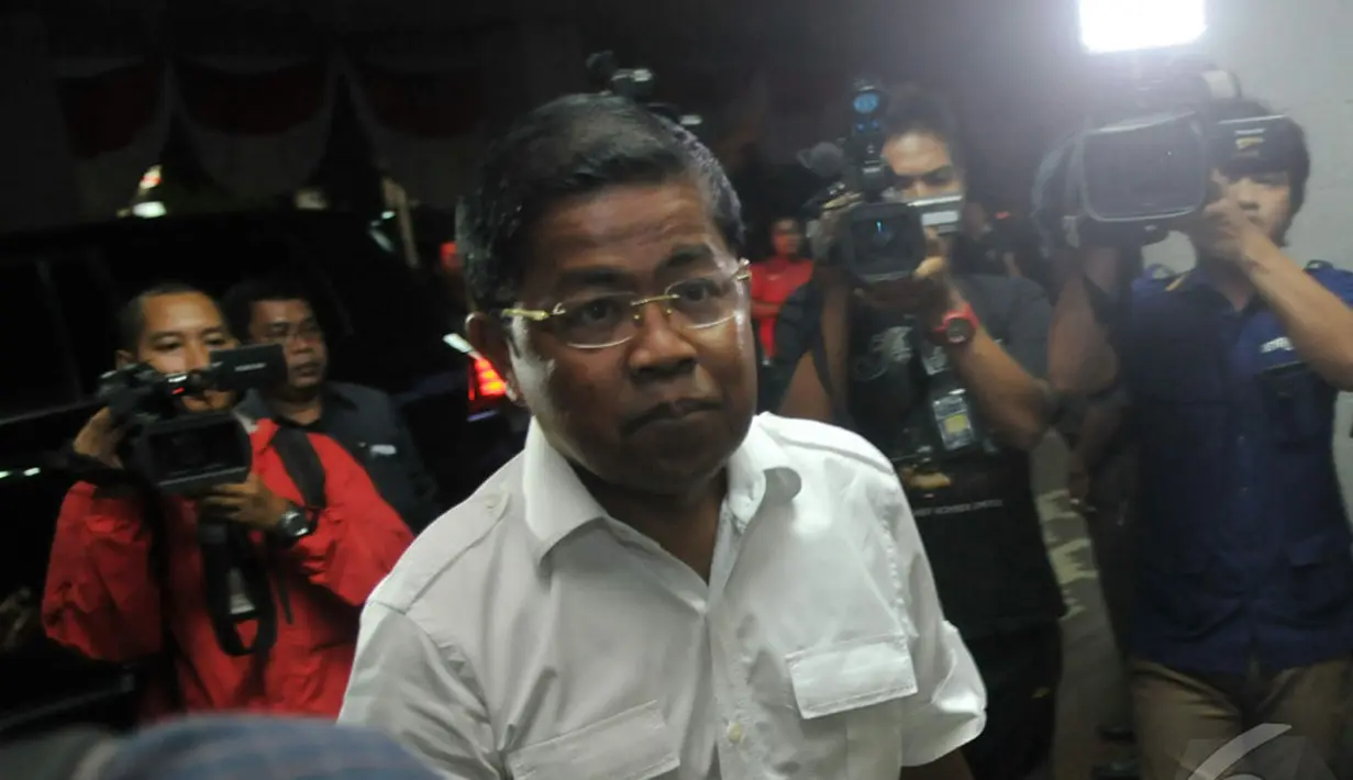 Sekjen DPP Golkar Idrus Marham langsung meluncur ke RSPP saat mendengar kabar Ketum Gerindra Suhardi meninggal dunia (Liputan6.com/Johan Tallo)