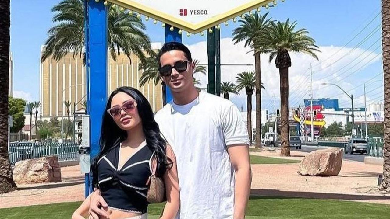 "Perlu aja gituh foto disini," papar Rachel.<br>