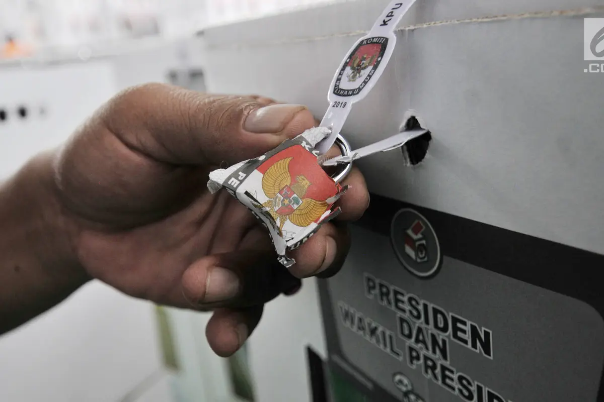 PPK Kemayoran Segel Logistik Pemilu 2019 Sebelum Didistribusikan