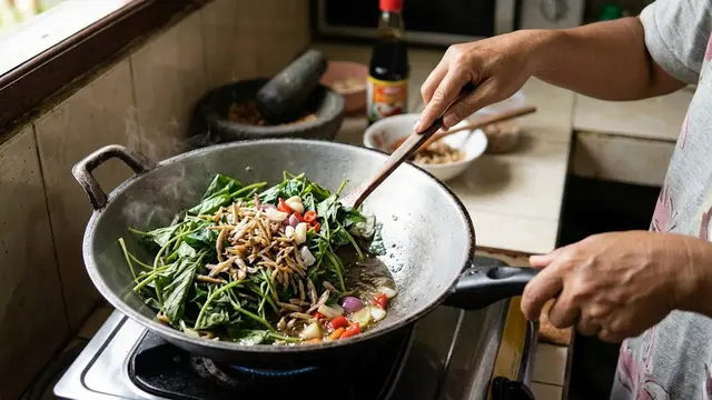 Tumis Daun  Ubi Jaya