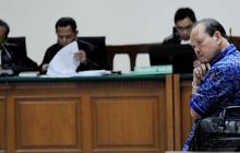 Sutan Bhatoegana: Jangankan dihukum  11 tahun, ditembak mati siap!