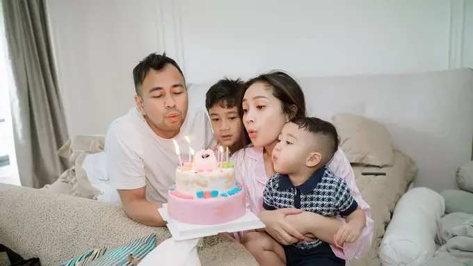 Perayaan ulang tahun Raffi Ahmad dan Nagita Slavina. [Foto: Instagram/raffinagita1717]