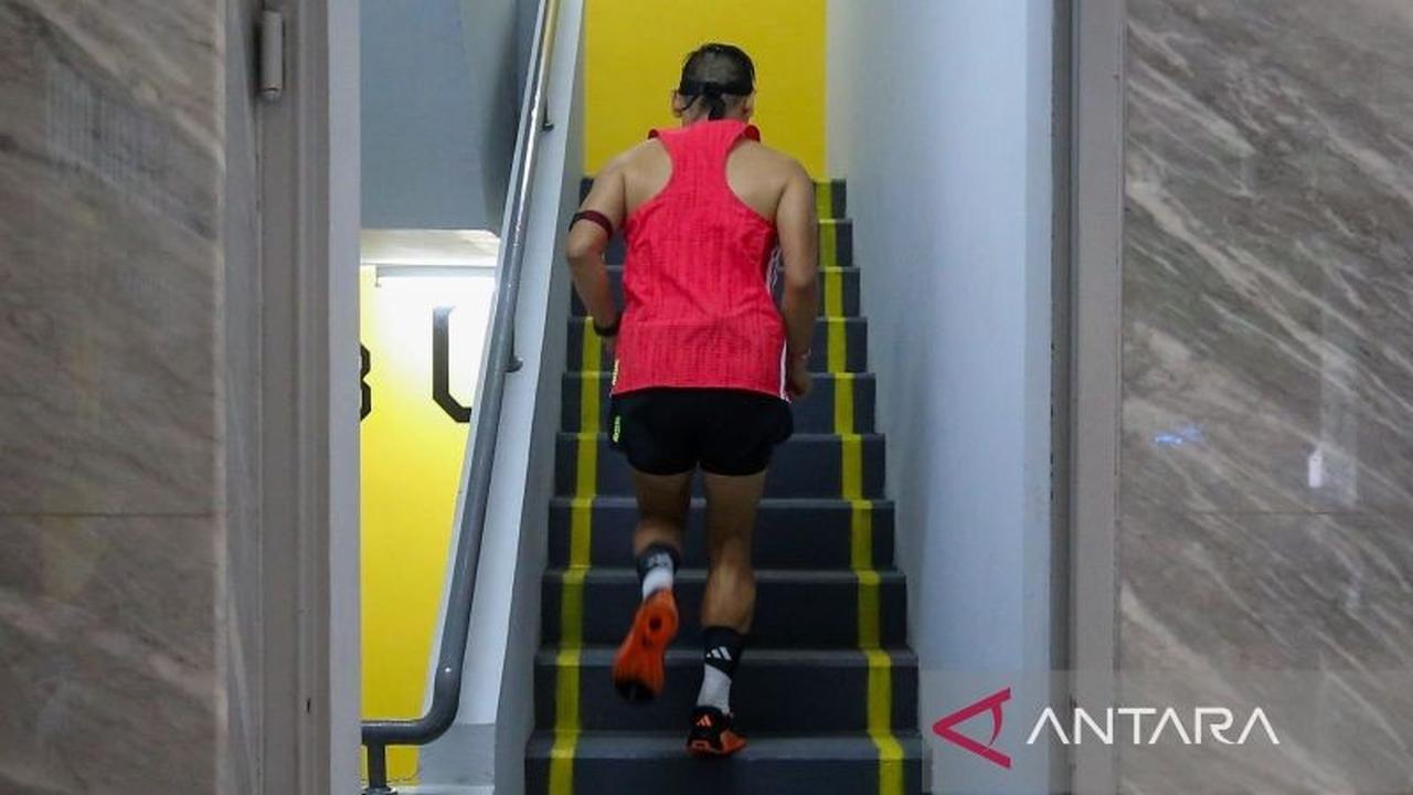 Bandung Tower Run 2026: 104 Pelari Taklukkan 16 Lantai Menara BRI