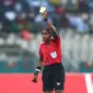 Salima Mukansanga, wasit pertama yang memimpin pertandingan Piala Afrika (Kenzo Tribouillard / AFP)