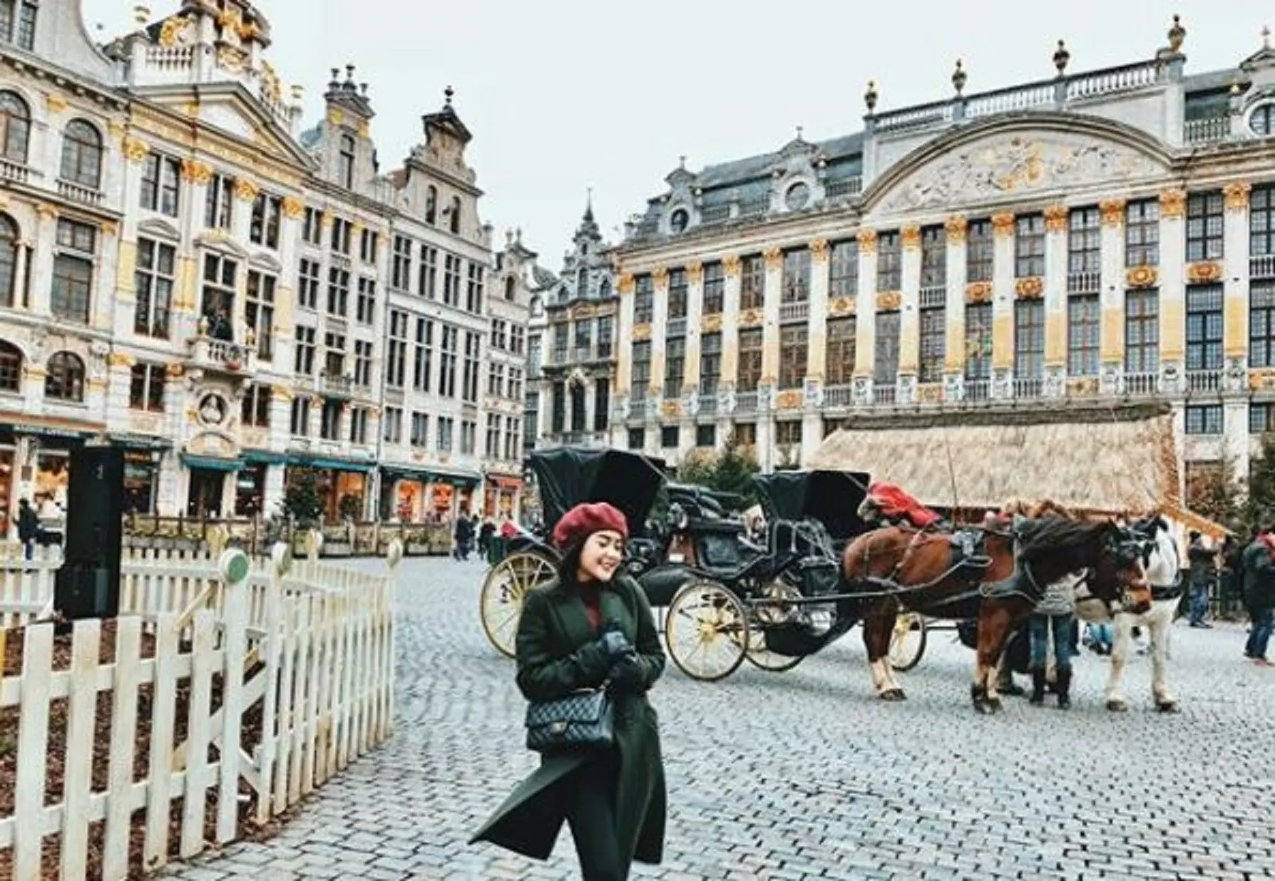 Cita Citata mengaku kedinginan saat berkunjung ke Brusel, Belgia (Instagram/@cita_citata)