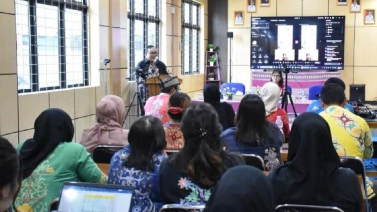 Pemkab Kapuas Luncurkan SIMPEL WA, Transformasi Digital Layanan Publik Kependudukan