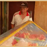 Inilah kisah tentang seorang pedagang buah baik hati yang menginspirasi banyak orang.