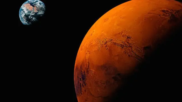  Ditemukannya kandungan air di Planet Mars ternyata membuka peluang untuk tinggal di planet tersebut. Seorang engineer NASA yang terlibat di proyek penelitian Planet Mars mengungkap bahwa Badan Antariksa Amerika Serikat itu akan menjadikan Mars sebagai ob