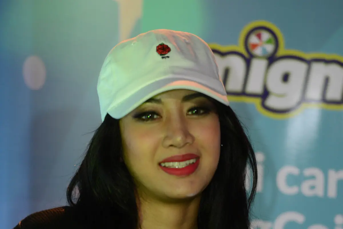 [Bintang Widi Vierratale