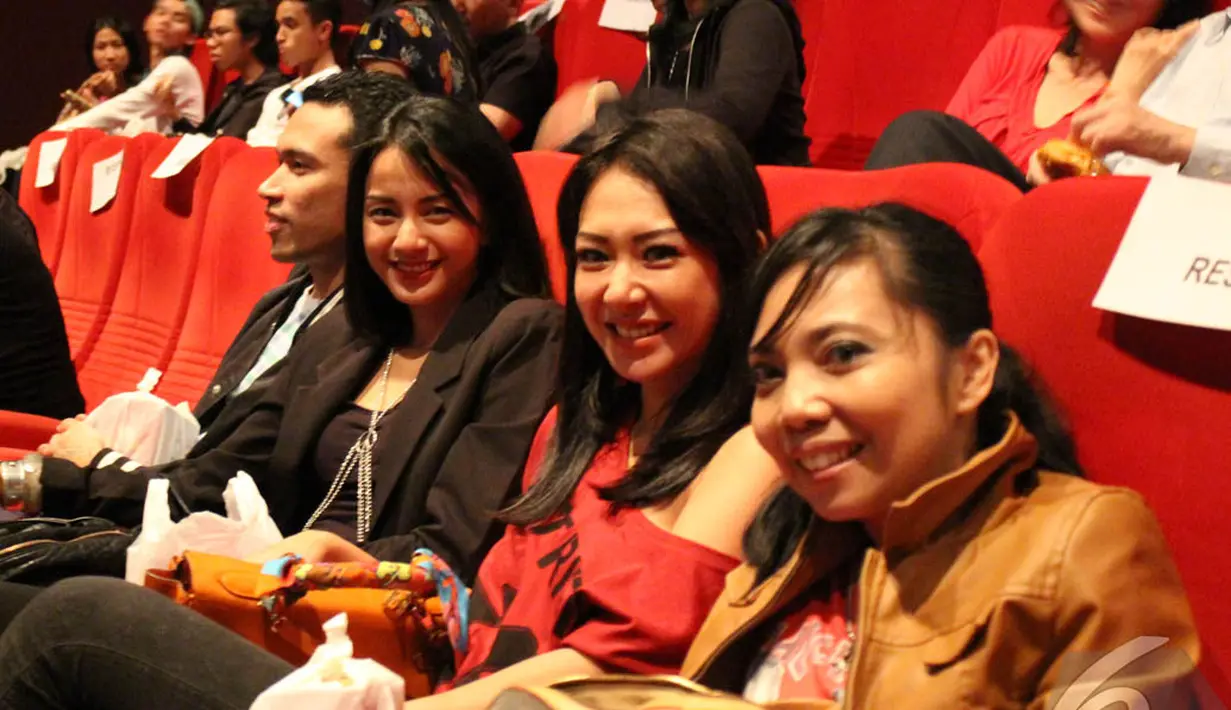 Penayangan premier Film Deliver Us From Evil di Djakarta Theater menarik minat para selebriti (Liputan6.com/Gilar Dhani)