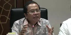 Kabar pernikahan Cornelia Agatha dengan Menko Maritim dan Sumber Daya, Rizal Ramli mencuat. Lalu apa jawaban Rizal Ramli ketika kabar tersebut ditanyakan kepadanya?