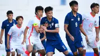 Hong Kong harus mengakui kekalahan 0-2 dari Thailand pada laga uji coba yang digelar jelang Kualifikasi Piala Asia U-20 2023, Jumat (9/9/2022). (Facebook/@Changsuek)
