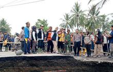 Bupati Lumajang Pastikan Keselamatan Warga Pascabanjir Lahar Semeru, Tanggul Jebol Jadi Prioritas