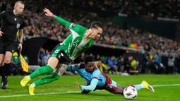 Bermain sebagai starter, Antony berhasil mencetak gol pembuka di hadapan pendukung tuan rumah yang memdati Estadio del Cartuja, Spanyol. (AP Photo/Jose Breton)
