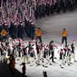 Kontingen Indonesian memasuki stadion saat parade Opening Ceremony SEA Games 2017 di Bukit Jalil stadium, Kuala Lumpur, Malaysia, (19/8/2017). (AP/Vincent Thian)