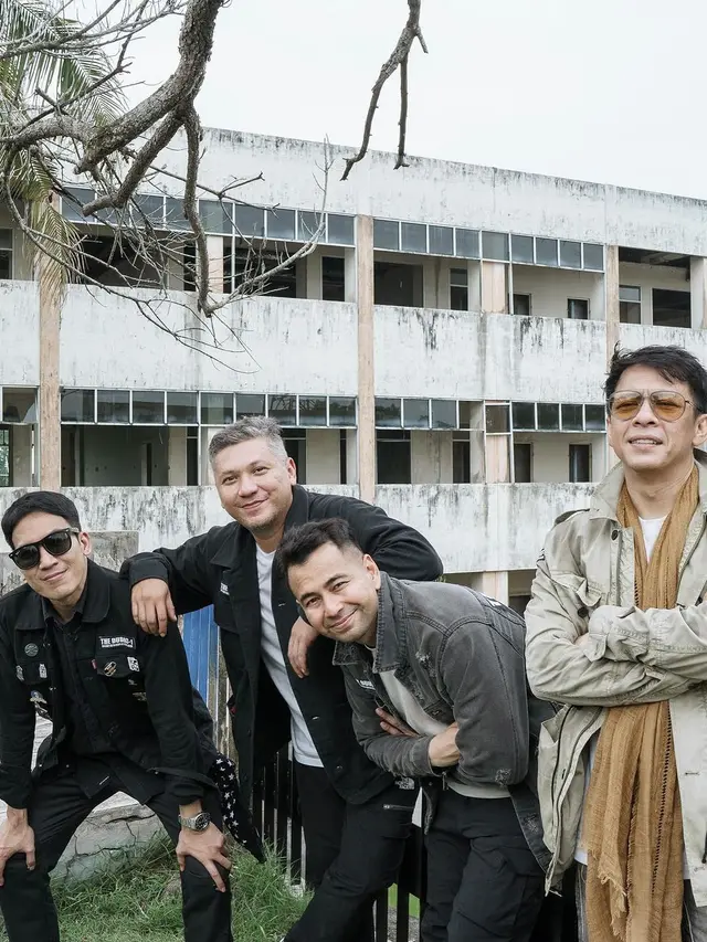 7 Potret The Dudas Minus One Touring ke Sumatra Utara, Lihat Penampakan di Bekas RS
