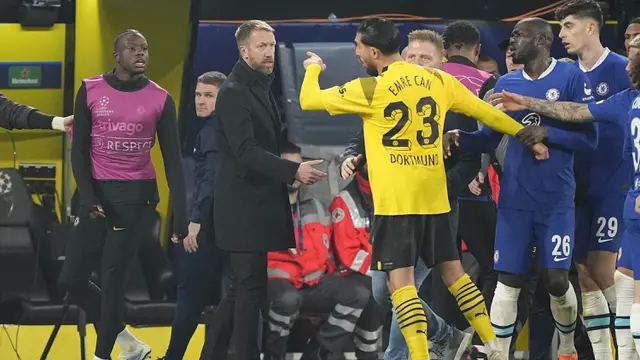 Foto: Aksi Gol Tangan Tuhan Thiago Silva Buyar, Chelsea Takluk dari Borussia Dortmund di Liga Champions